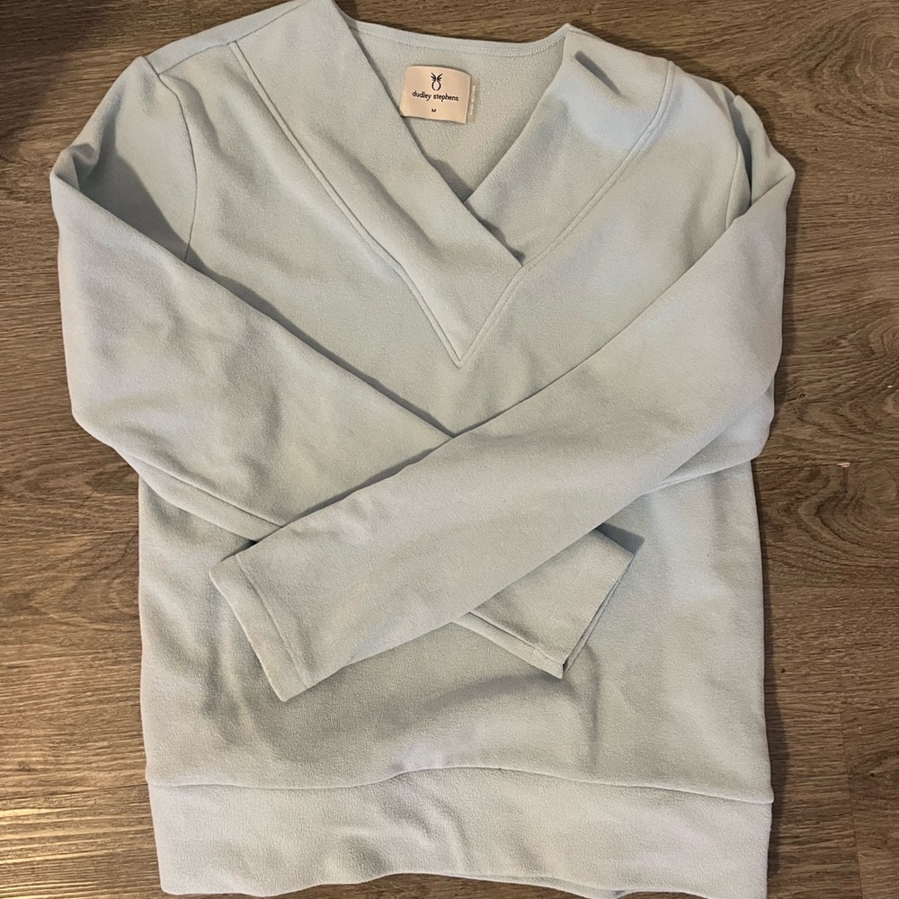 Dudley Stephen V-Neck Fleece - Light Blue
